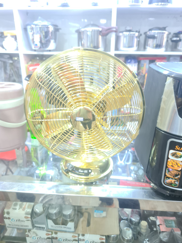 پنکه تمام فلزی رومیزی شارژی مگامکس مدل MPF‑2500B