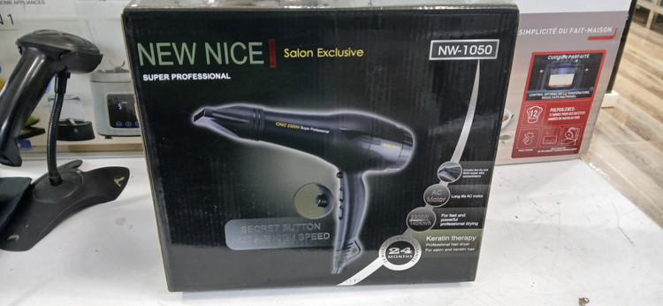 سشوار حرفهای NEW NICE مدل NW‑1050 (توان 2300 وات، موتور AC، یونساز)